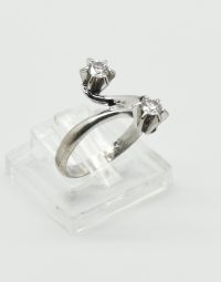 Lot 65 - Bague Toi et Moi or et diamants