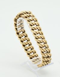 Lot 06 - Bracelet gourmette en or