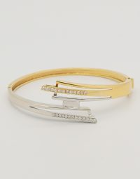 Lot 21 - Jonc en or serti de diamants