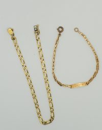 Lot 17 - Deux bracelets en or