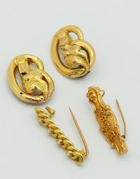 Lot 55 - Broches anciennes en or