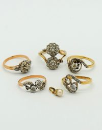 Lot 63 - Bagues en or et argent et petit pendentif