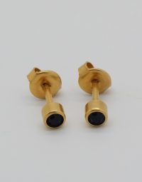 Lot 14 - Paire de clous d'oreille en or