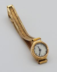 Lot 28 - Montre bracelet de dame en or
