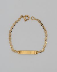 Lot 37 - Bracelet gourmette d'enfant en or