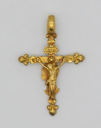 Lot 79 - Croix ancienne en or